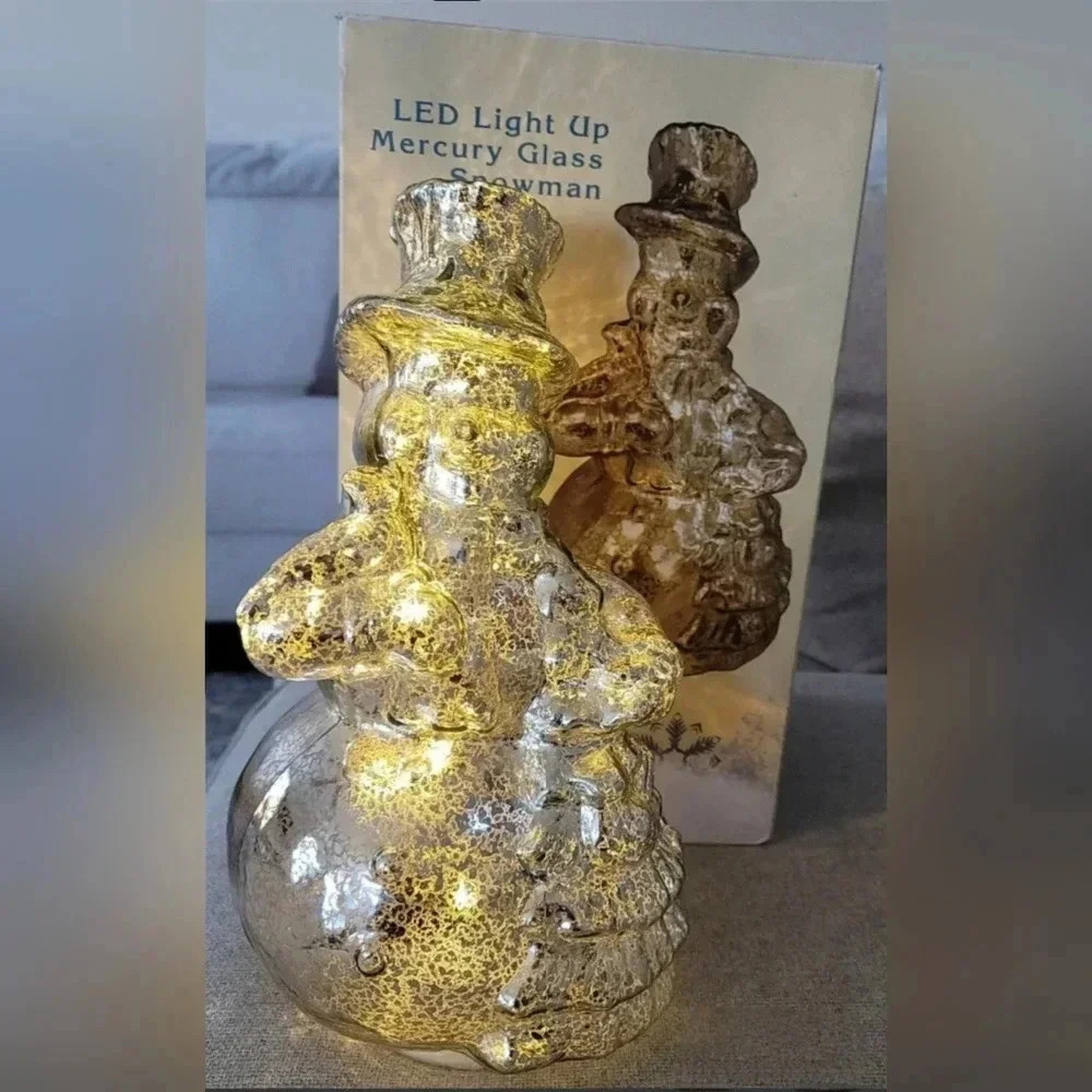 Cracker Barrel exclusive rare silver Mercury glass light up snowman. - Picture 3 of 5